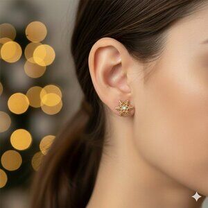 NWOT - Vintage Avon Christmas Earrings Snowflake